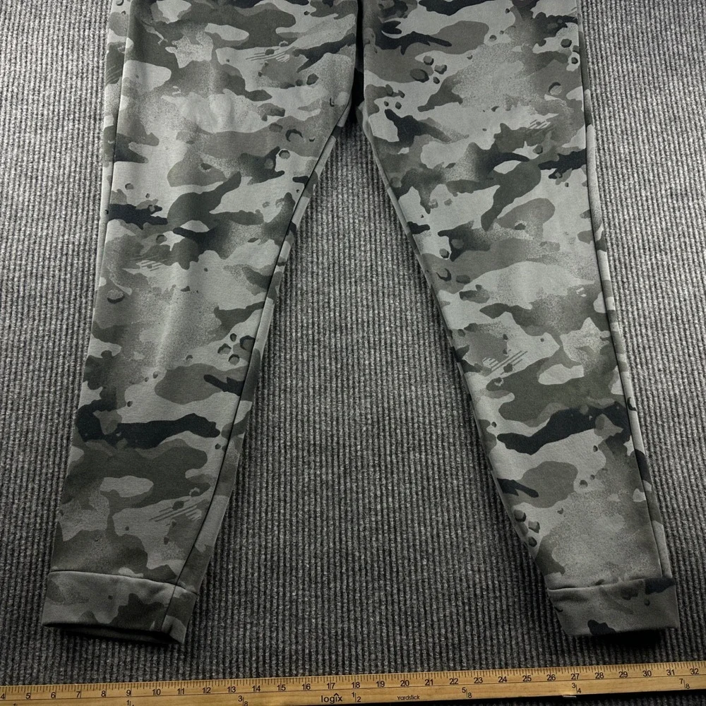Nike Dri-FIT Camo Joggers Mens 3XL Tall Grey Black Sweatpants CU6200-010
